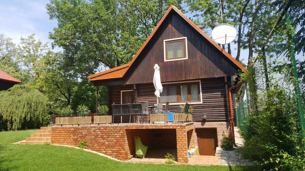Dunaparti Haz Stand U 27E Mosonmagyarovar Exterior photo